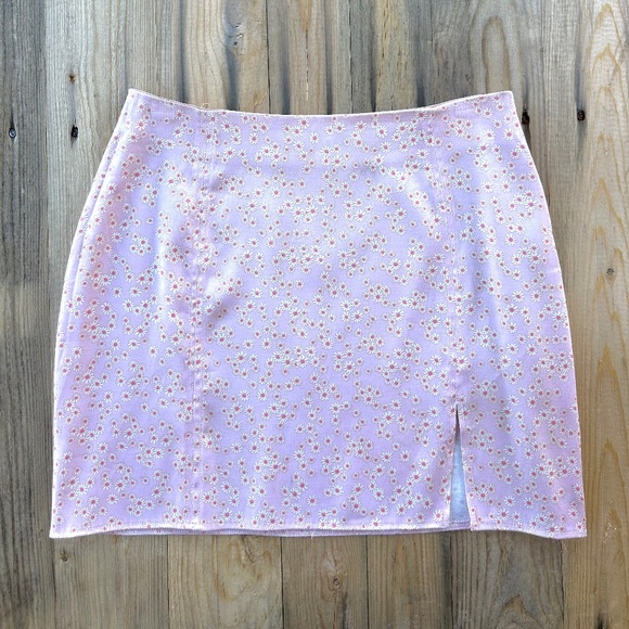 Zara Floral Mini Skirt Size M - Picture 1 of 4